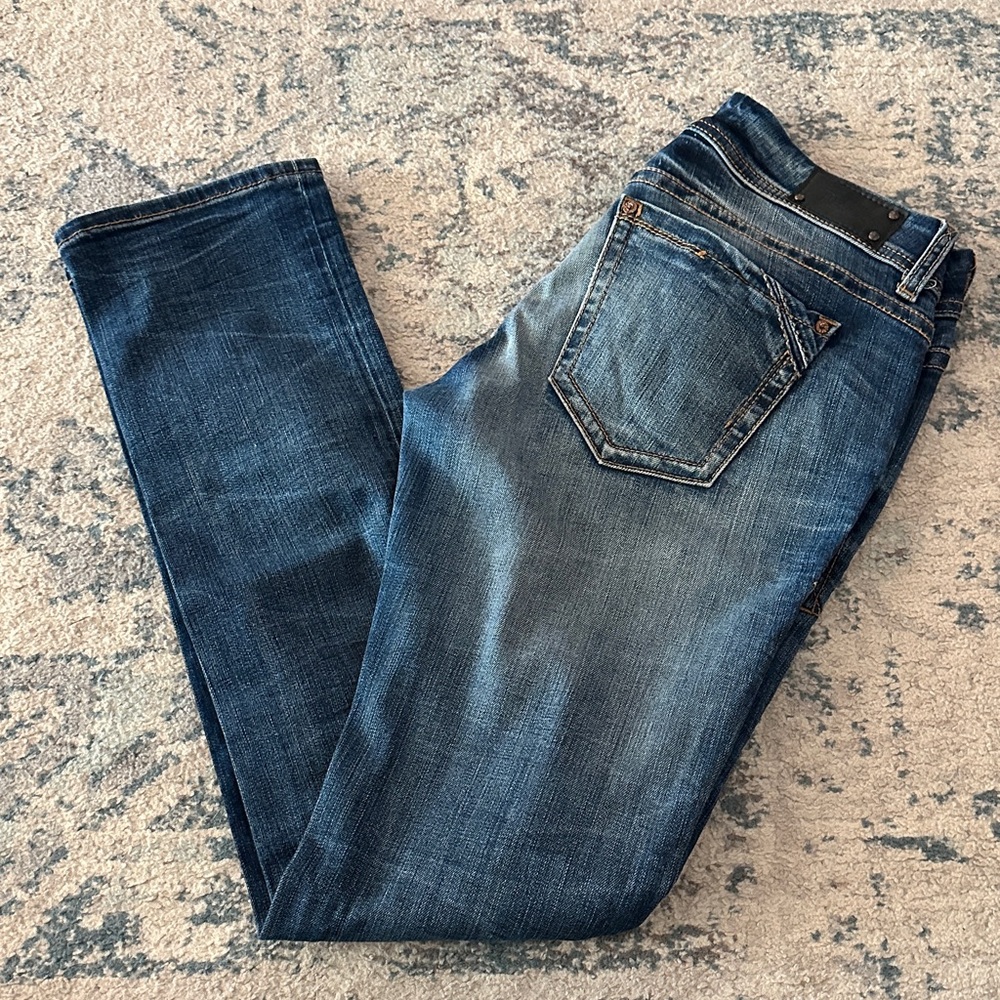 Buckle Black Women's Dark Blue Straight Leg Jeans 29x32